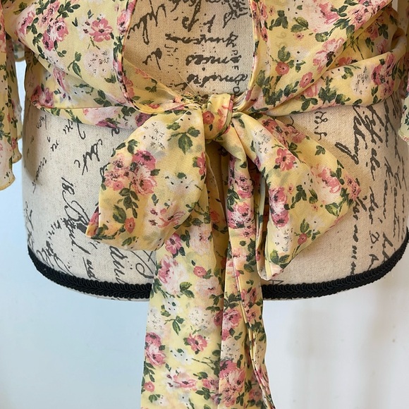 HAUTE MONDE | Women’s Pink, Green, and Cream Floral Printed V-Neck Blouse M - Picture 6 of 12